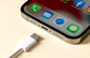 اپل می‌خواهد عملکرد USB-C را در آیفون محدود کند