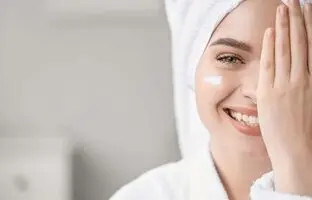 راهنمای خرید بهترین کرم مرطوب کننده مناسب پوست چرب