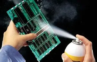 راهنمای خرید بهترین اسپری پاک کننده قطعات الکترونیکی