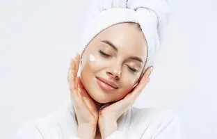 شش کرم آبرسان پرطرفدار ایرانی برای پوست خشک
