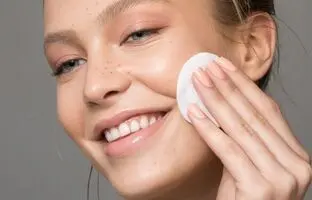 بهترین تونرهای روشن کننده پوست را بشناسید