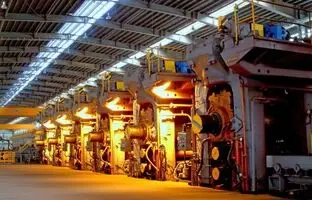 افزایش بهره‌وری کارخانجات فولاد با ایده‌ فناورانه دانشجویان شریف