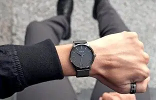 ساعت گوشی خود را اینگونه تنظیم کنید