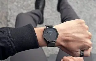 ساعت گوشی خود را اینگونه تنظیم کنید