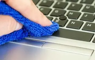 بهترین روش تمیز کردن لپ تاپ