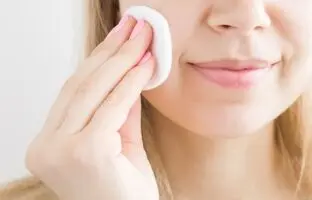 بهترین تونرهای مناسب پوست خشک