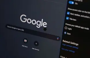 نحوه فعال کردن حالت تاریک در تمام وب سایت‌ها