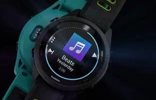 رونمایی گارمین از اولین ساعت‌های هوشمند مجهز به نمایشگر AMOLED