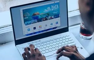 (ویدئو) رونمایی سامسونگ از صفحه نمایش کشویی