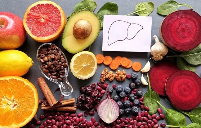 ۵ خوراکی مفید برای بهبود کبد چرب