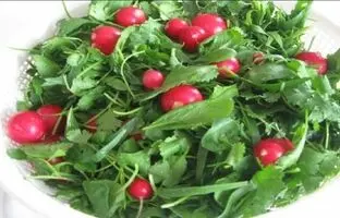 چرا سبزی شستن با مایع ظرفشویی خطرناک است؟