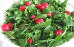چرا سبزی شستن با مایع ظرفشویی خطرناک است؟