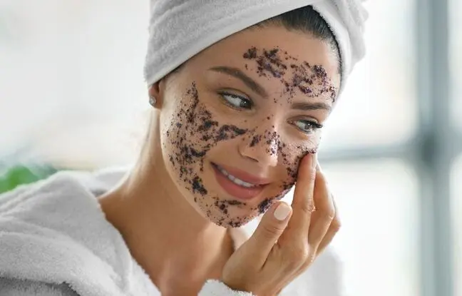 بهترین کرم های لایه بردار برای پوست خشک
