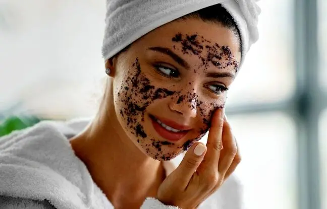 بهترین کرم های لایه بردار برای پوست خشک