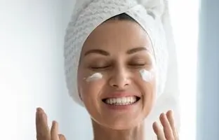 بهترین کرم های مرطوب کننده بدون پارابن برای انواع پوست