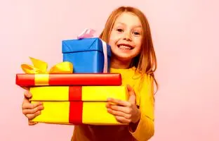 برای جشن پایان مدرسه کلاس اولی ها چه هدیه ای بگیریم؟