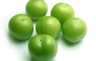 به این دلایل هرگز گوجه سبز نخورید!
