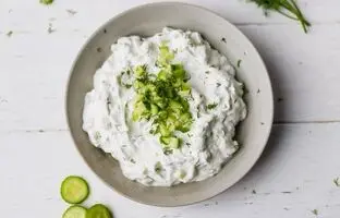 طرز تهیه ماست بدون مایه