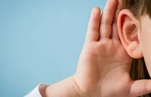 انواع کاهش شنوایی در کودکان