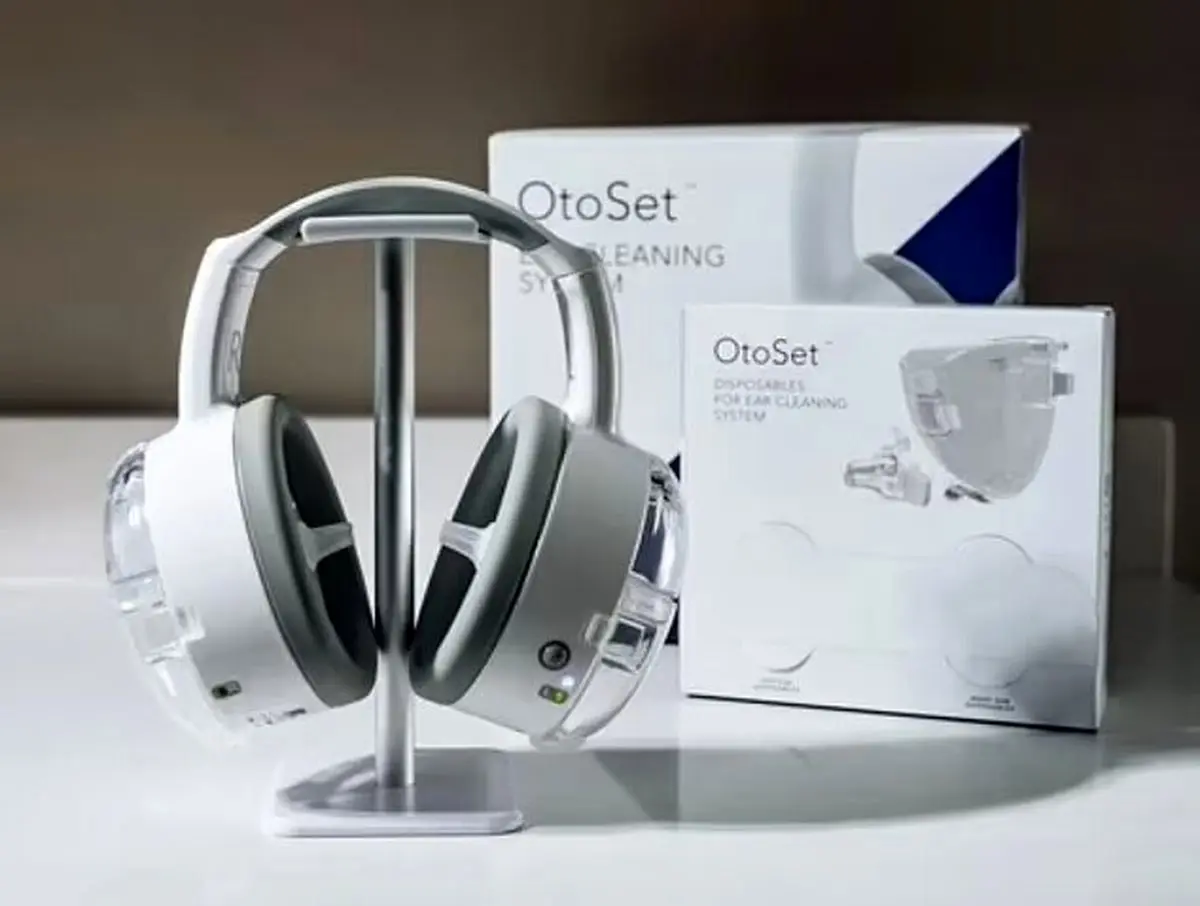 (ویدئو) با این هدفون عجیب دیگر نیازی به شستشوی گوشتان نزد پزشک ندارید