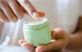 با بهترین کرم های مرطوب کننده حاوی روغن آرگان آشنا شوید
