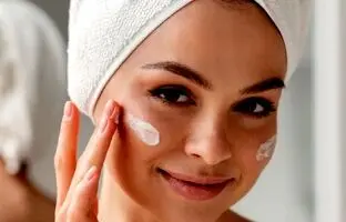 راهنمای خرید بهترین کرم های شب ضدچروک