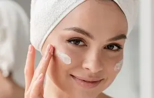 راهنمای خرید بهترین کرم های شب ضدچروک