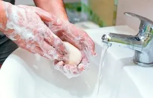 بهترین صابون شستشو برای پوست چرب و جوش دار