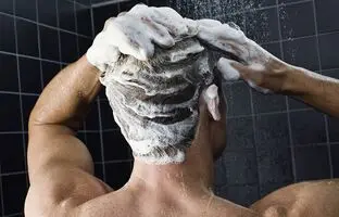 چرا سر خود را با صابون نشوییم؟