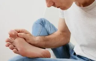 زبری و خشکی کف پای خود را با این ماسک ها درمان کنید