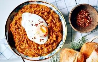 میرزا قاسمی از کجا آمد؟