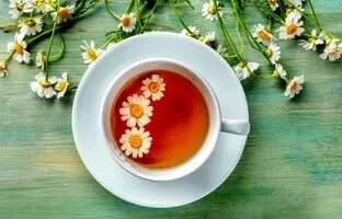 بهترین دمنوش برای خلاص شدن از نفخ و بی‌خوابی