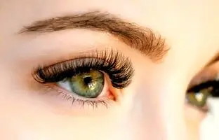 چشم سبزها باید این رنگ ها را برای لباس های خود انتخاب کنند