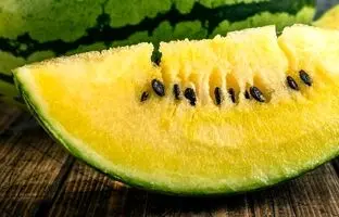ترفندهای انتخاب بهترین هندوانه آناناسی