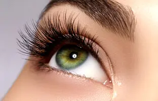 راهنمای خرید بهترین محلول پرپشت کننده مژه