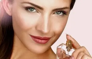 پرطرفدارترین اسپری خوشبو کننده بدن زنانه
