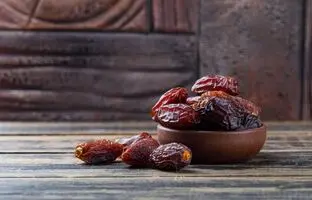 شیوه صحیح نگهداری از انواع خرما، خارک و رطب