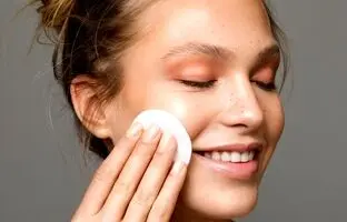 بهترین تونر برای پوست خشک