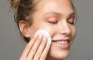 بهترین تونر برای پوست خشک