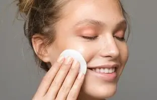بهترین تونر برای پوست خشک