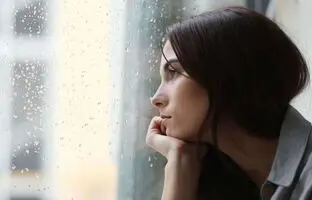 اگر احساس تنهایی می کنید، حتما این کتاب ها را بخوانید!