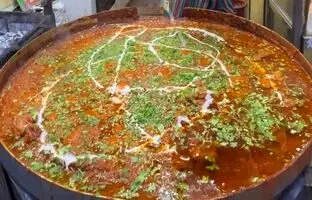 (ویدئو) غذاهای مشهور خیابانی؛ مرغ هندی که چنگیزخان مغول عاشقش بود!
