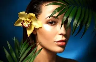 خانم هایی که پوست سبزه دارید، اینطوری آرایش کنید