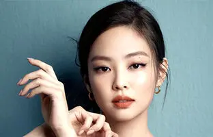 چرا همه آدم‌های مشهور دنیا از این روتین کُره‌ای برای پوستشان استفاده می کنند؟