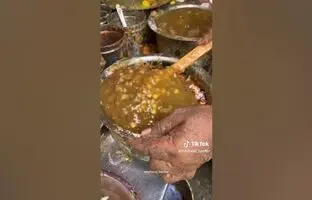 (ویدئو) هندی ها گوشت و نخود کوبیده دیزی رو اینجوری سرو میکنن!