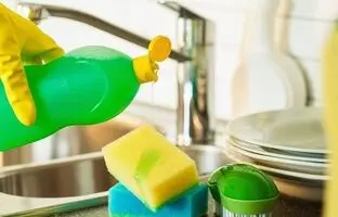 ۵ ویژگی مهم که یک مایع ظرفشویی باید داشته باشد