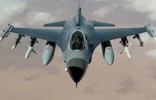 اولین جنگنده F16 به اوکراین رسید