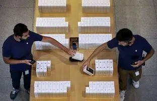 اپل‌زامبی‌ها؛ ماجرای عجیب افرادی که به هر قیمت میخواهند اپل داشته باشند!