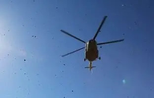 (ویدئو) گشت‌زنی بالگرد نظامی ایران در ساحل چپ رودخانه ارس در مرز باکو و ارمنستان