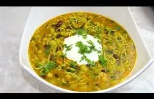 این آش رشته افغانستانی رو یه عصر پاییزی امتحان کن!